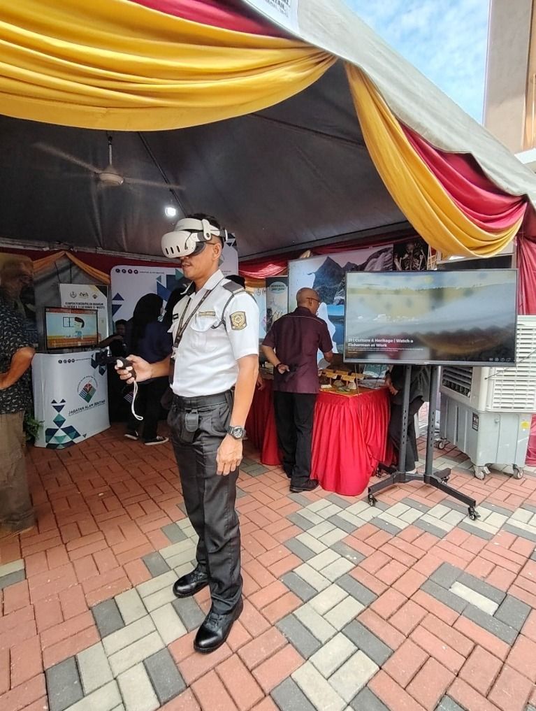 actsugi-majlis-daerah-lenggong-product-demonstration-exhibition.jpg